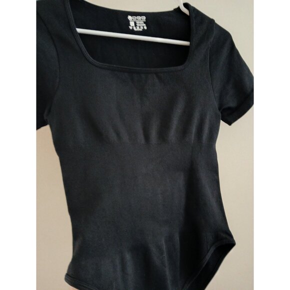 OQQ Womens L Black Ribbed Square Neck Bodysuit Short Sleeve Top Leotard Jumpsuit - Picture 3 of 5